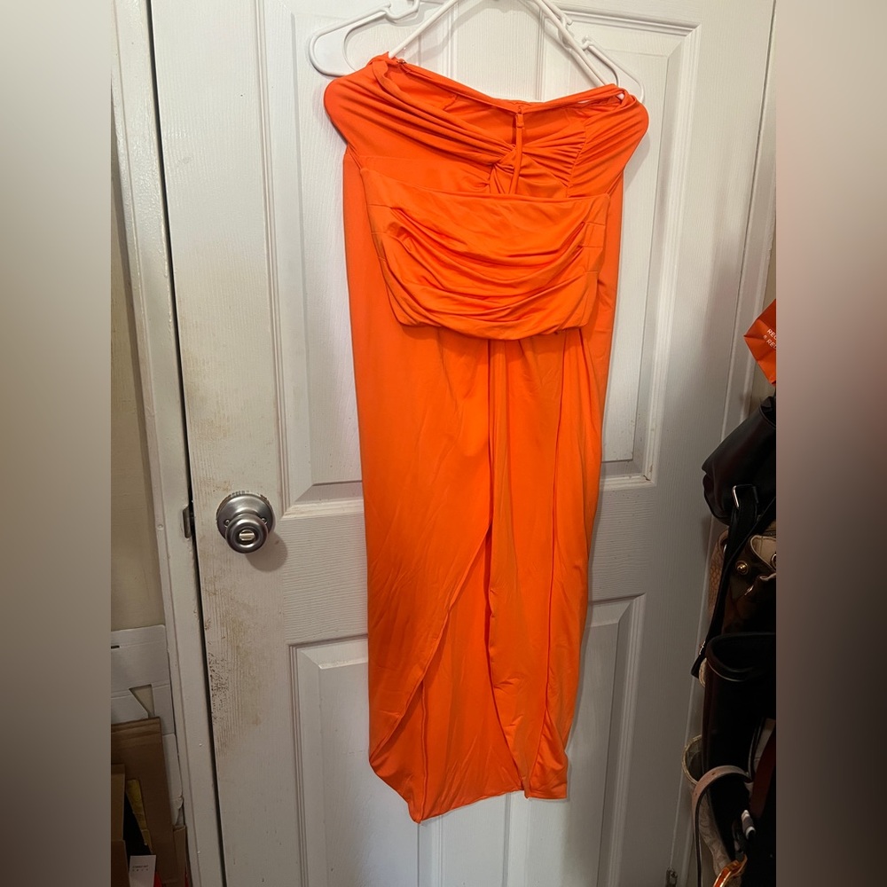 Elegant Orange Strapless midi skirt set